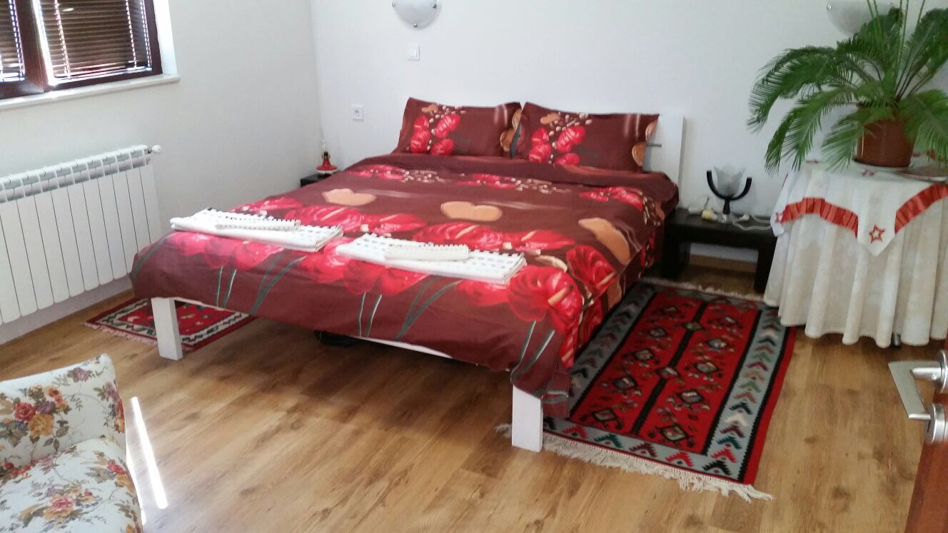 в очакване на младоженци
